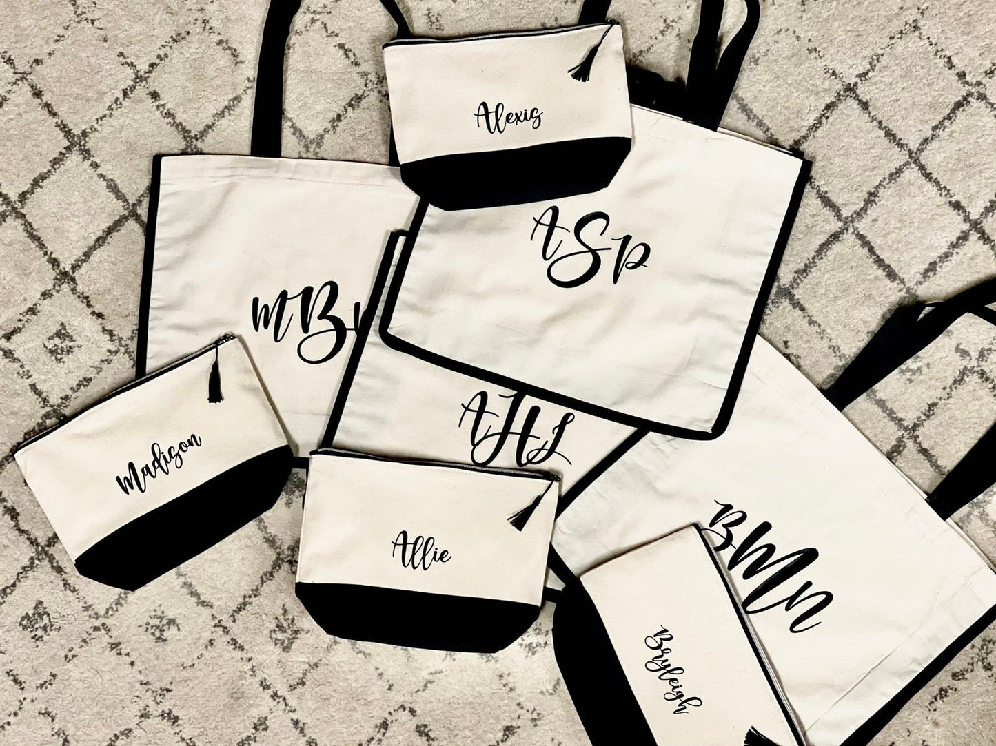 Monogrammed Tote bag with matching cosmetic bag| Tote and Cosmetic Bag Set| Tote and Make-up Bags| Personalized Cosmetic Bags